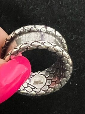 925 STERLING SILVER NWOT ITALY TEXTURED BAND.  HEAVY THICK CHUNKY